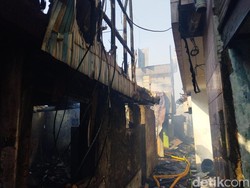 Kebakaran Rumah di Manggarai Padam Setelah 4 Jam, Damkar Ungkap Kendalanya