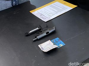 Staf Panitera PN Depok Punya KTA Klub Tembak: Mati 2013-Profesi Ngaku TNI Staf Panitera PN Depok Punya KTA Klub Tembak: Mati 2013-Profesi Ngaku TNI