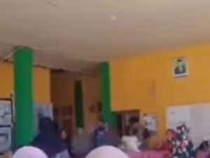 Istri Kades di Bantaeng Diduga Bagi Beras Sambil Kampanye, Bawaslu Telusuri Istri Kades di Bantaeng Diduga Bagi Beras Sambil Kampanye, Bawaslu Telusuri