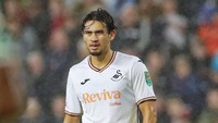Swansea City, klub Divisi Championship memutus kontrak Nathan Tjoe-A-On. Sedianya, kontraknya berlaku sampai musim panas 2026 (Getty Images/Athena Pictures)