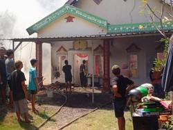 Kebakaran Ludeskan 3 Rumah Warga Gresik