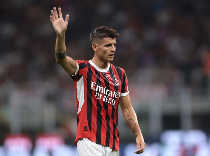 MILAN, ITALY - AUGUST 13: Alvaro Morata of AC Milan reacts during the Trofeo Berlusconi match between AC Milan and Monza at Stadio Giuseppe Meazza on August 13, 2024 in Milan, Italy. (Photo by Jonathan Moscrop/Getty Images)