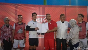 Kaesang Serahkan Rekomendasi PSI untuk Pilgub Sumut ke Bobby Nasution