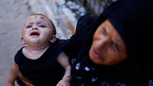 Kasihan! Bayi Ini Kehilangan Seluruh Keluarganya Akibat Serangan Israel