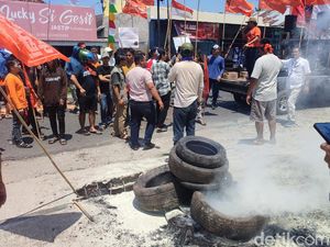 Massa Kepung Kantor Kejari Lubuklinggau, Tuntut Jaksa Umum-Kajari Dicopot