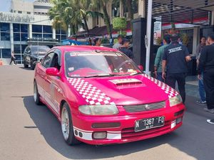 Pengakuan Pemobil Mazda Pakai Lampu Rem Silau: Tak Tahu Kalau Mengganggu Pengakuan Pemobil Mazda Pakai Lampu Rem Silau: Tak Tahu Kalau Mengganggu