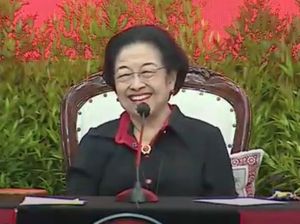 Megawati Cerita Bangun Pemilu Langsung, Tapi Kalah karena Manipulasi Megawati Cerita Bangun Pemilu Langsung, Tapi Kalah karena Manipulasi