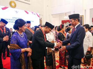 Menkominfo Terima Penghargaan Berbarengan Dirjen IKP Kominfo Mundur