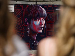 Mural Taylor Swift di London yang Mencuri Perhatian