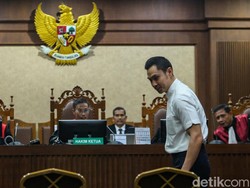 Jaksa Ungkap Harvey Moeis Inisiator Penyewaan Alat Pelogaman di Kasus Timah