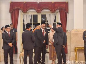 Airlangga, Luhut, Puan Selfie Jelang Penganugerahan Bintang Jasa di Istana