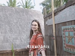 Luna Maya Akui Lebih Tegang Jadi Eksekutif Produser Ketimbang Main Film