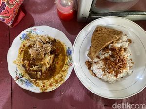 Warung Betawi Babe: Nasi Uduk Ayam Kampung Rp 50.000 Langganan Sultan Warung Betawi Babe: Nasi Uduk Ayam Kampung Rp 50.000 Langganan Sultan