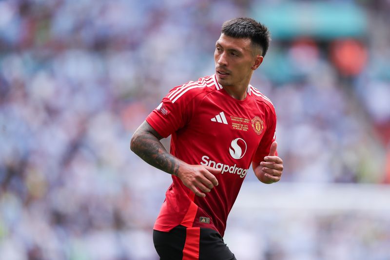 LONDON, ENGLAND - AUGUST 10: Lisandro Martinez of Manchester United during the 2024 FA Community Shield match between Manchester United and Manchester City  at Wembley Stadium on August 10, 2024 in London, England. (Photo by James Gill - Danehouse/Getty Images)