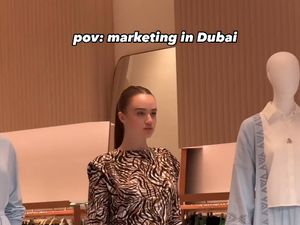 Viral Model Jadi Manekin Hidup di Mal Dubai, Disebut Perbudakan Modern