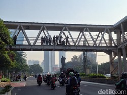 Warga Antusias Sambut Atlet Peraih Medali Olimpiade: Senang dan Bangga