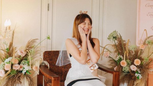 8 Potret Bridal Shower Cassandra Lee yang Baru Terungkap, Intimate & Classic