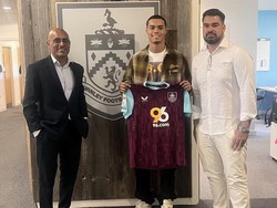 Putra Ronaldinho Tak Lagi di Barca, Gabung Burnley