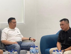 Kapolda Riau Sambangi Markas detikSumut