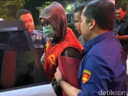 Jaksa Tahan 2 Pegawai DLH Cilegon Terkait Kasus Korupsi Retribusi Sampah