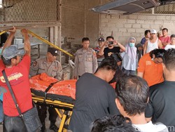 Pekerja Pabrik Kerupuk di Bangka Tewas Usai Jatuh ke Mesin Giling