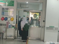 Diduga Keracunan, Sejumlah Mahasiswa Vokasi Undip Dilarikan ke RS