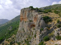 Rusaknya Seni Berusia 6.000 Tahun oleh Tangan Jahil Pria Demi Konten