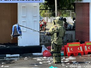 Sispamkota Kediri Diwarnai Skenario Bom hingga Penyanderaan