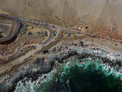 Foto Udara Pekerja Tambang Tembaga Terbesar Dunia Mogok Kerja