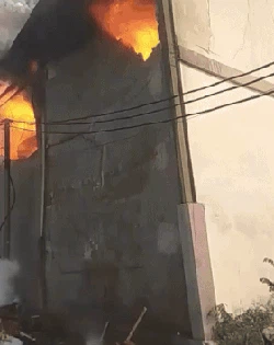 Kebakaran Gudang Tiner di Tangerang, Atap Jebol-Dinding Rusak karena Ledakan