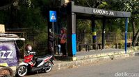 Halte Bandung dengan Segala Kerusakannya