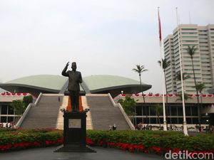 Kata Waka Komisi III DPR soal 70,3% Publik Versi LSI Tak Tahu Revisi KUHAP Kata Waka Komisi III DPR soal 70,3% Publik Versi LSI Tak Tahu Revisi KUHAP
