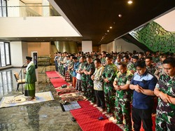 Jadwal Salat Fardu Rabu 21 Agustus 2024 untuk Wilayah Jawa Timur
