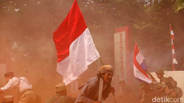 Tapak Tilas Proklamasi Lewat Teatrikal Perjuangan Pahlawan