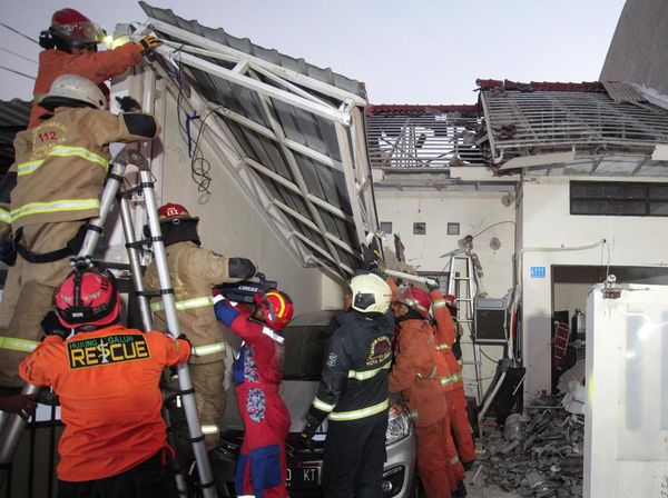 Rumah di Surabaya Rusak Akibat Ledakan Gas Elpiji