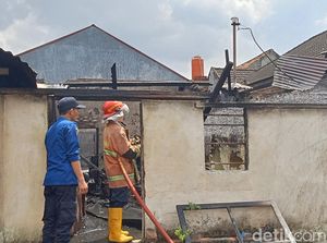 Satu Rumah di Palembang Hangus Terbakar, 5 KK Kehilangan Tempat Tinggal