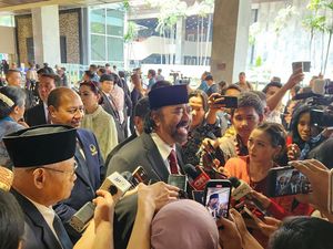 Paloh Puji Pidato Puan di Sidang Tahunan: Bagus, Ada Peningkatan Sedikit Paloh Puji Pidato Puan di Sidang Tahunan: Bagus, Ada Peningkatan Sedikit