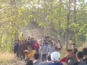 Heboh Duel Pelajar Ala Gladiator di Sumedang