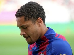 Vitor Roque: Calon Bintang yang Gagal Bersinar di Barcelona