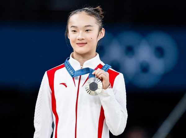 Potret Viral Atlet Bantu Ortu Jualan Mie Setelah Pulang Menang Olimpiade Paris