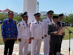 Momen 6 ASN Pemkot Palopo Langgar Netralitas Disanksi Moral di Upacara HUT RI Momen 6 ASN Pemkot Palopo Langgar Netralitas Disanksi Moral di Upacara HUT RI