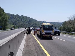 Viral 4 Mobil Ringsek Saling Sundul di Tol Semarang-Solo, Ini Faktanya