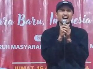 Momen Duta Sheila on 7 Manggung di Acara Tirakatan Momen Duta Sheila on 7 Manggung di Acara Tirakatan