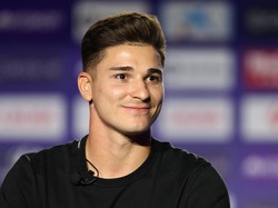 Bahagianya Alvarez Ditangani Pelatih Top: Usai Pep, Kini Simeone