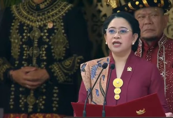 Ketua dewan perwakilan rakyat Puan Maharani membacakan Teks Proklamasi dikala Upacara HUT ke-79 RI di Istana IKN, Sabtu (17/8/2024). Ketua dewan perwakilan rakyat Puan Maharani membacakan Teks Proklamasi dikala Upacara HUT ke-79 RI di Istana IKN, Sabtu (17/8/2024).
