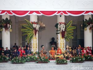 Pedagang Aksesori HUT RI di Istana Merdeka Curhat Penjualan Menurun