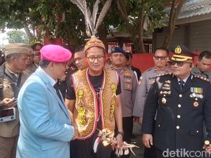 Sandiaga Ingin Desa Wisata Pulau Pramuka Kuat dalam Pembangunan Ekonomi Kreatif Sandiaga Ingin Desa Wisata Pulau Pramuka Kuat dalam Pembangunan Ekonomi Kreatif
