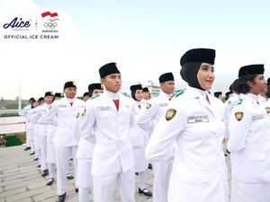 Paskibraka Putri Akhirnya Pakai Jilbab Saat Upacara HUT ke-79 RI di IKN Paskibraka Putri Akhirnya Pakai Jilbab Saat Upacara HUT ke-79 RI di IKN
