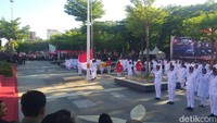 Susunan Upacara 17 Agustus 2026 di Sekolah Lengkap Teks yang Dibaca
