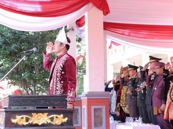 Semarak Upacara HUT ke-79 RI di Alun-alun Lamongan